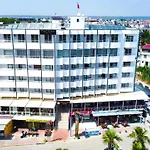 Hotel First Class 4*