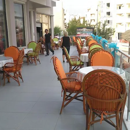 First Class מלון דידים