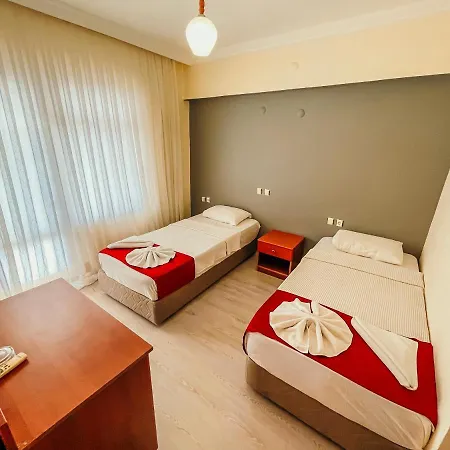 Hotel First Class 4*